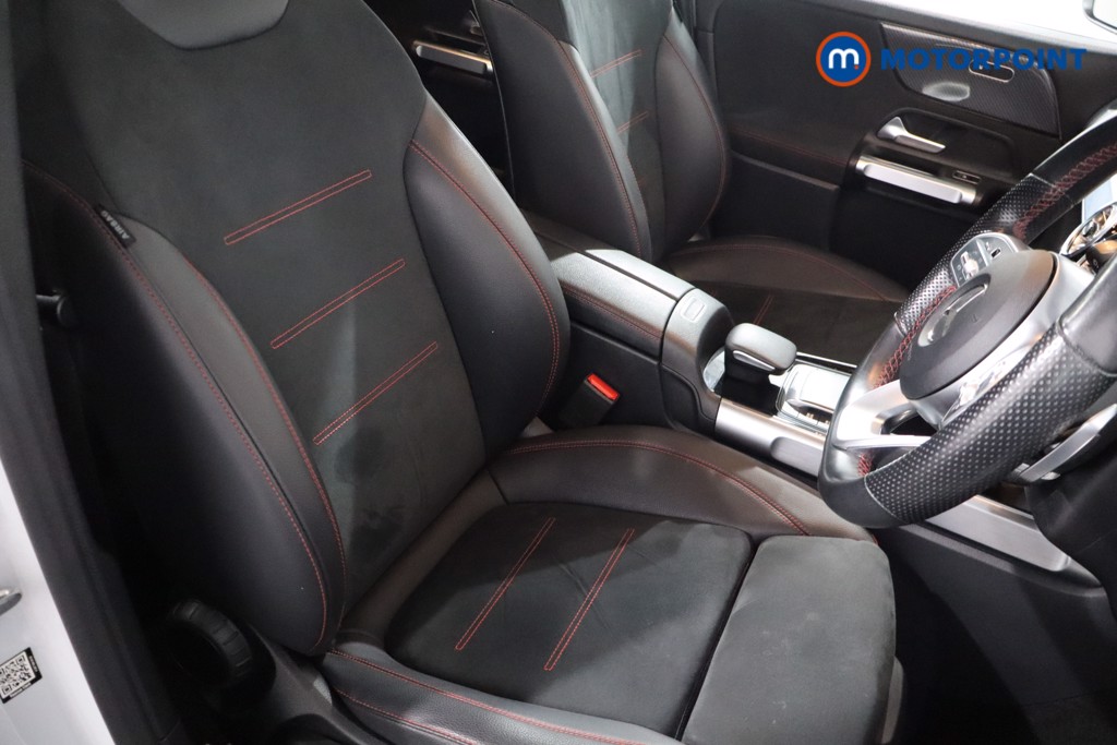 Mercedes-Benz GLB Amg Line Automatic Petrol SUV - Stock Number (1568420) - 26th supplementary image