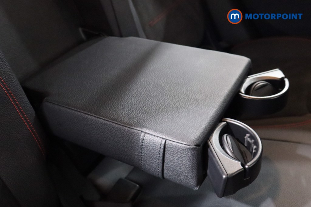 Mercedes-Benz GLB Amg Line Automatic Petrol SUV - Stock Number (1568420) - 28th supplementary image
