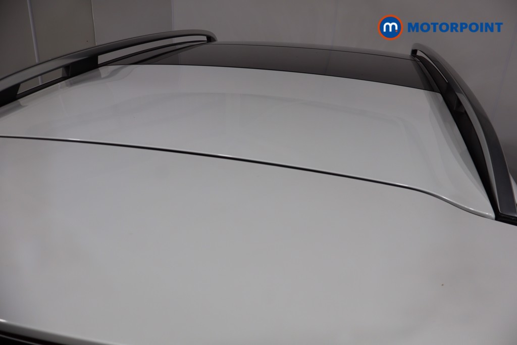 Mercedes-Benz GLB Amg Line Automatic Petrol SUV - Stock Number (1568420) - 34th supplementary image
