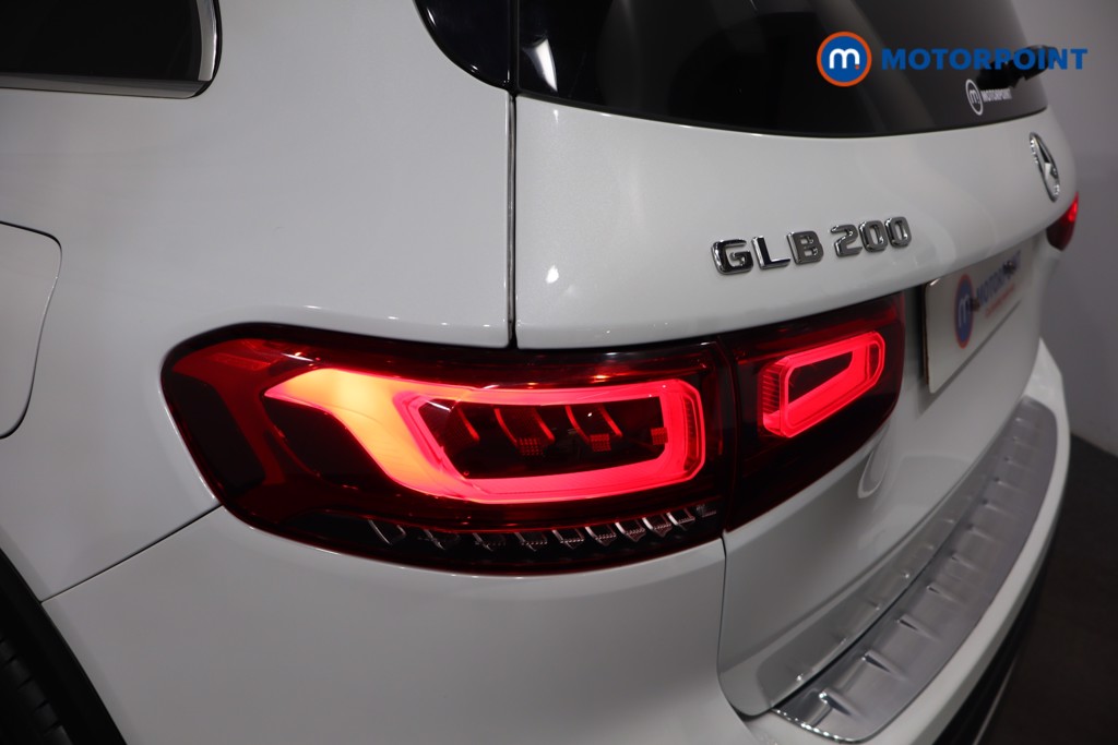 Mercedes-Benz GLB Amg Line Automatic Petrol SUV - Stock Number (1568420) - 35th supplementary image