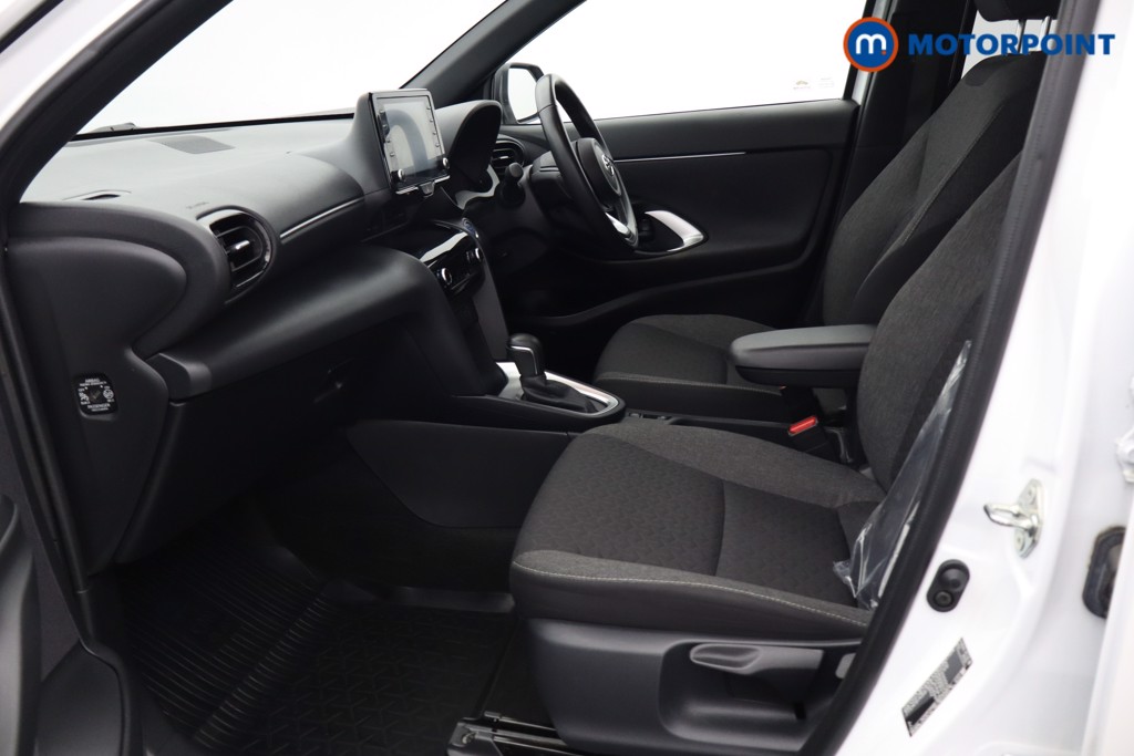 Toyota Yaris Cross Design Automatic Petrol-Electric Hybrid Estate - Stock Number (1568426) - 23rd supplementary image