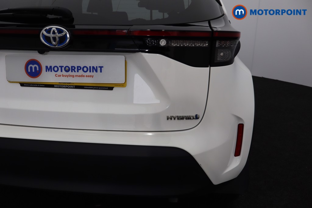 Toyota Yaris Cross Design Automatic Petrol-Electric Hybrid Estate - Stock Number (1568426) - 32nd supplementary image