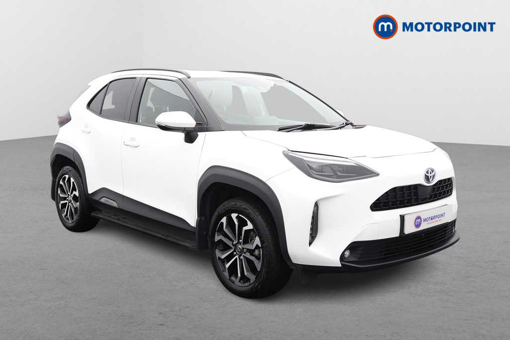 Toyota Yaris Cross Design Automatic Petrol-Electric Hybrid Estate - Stock Number (1568426) - Drivers side front corner