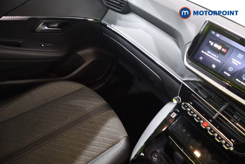 Peugeot 208 Allure Automatic Petrol-Electric Hybrid Hatchback - Stock Number (1568507) - 16th supplementary image