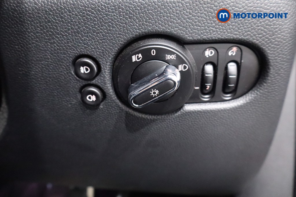 Mini Convertible Cooper Classic Manual Petrol Convertible - Stock Number (1568741) - 22nd supplementary image