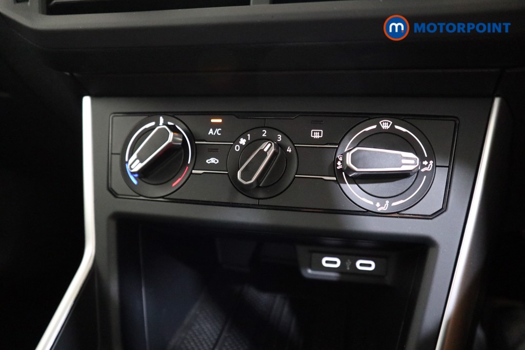 Volkswagen Polo Match Manual Petrol Hatchback - Stock Number (1569228) - 9th supplementary image