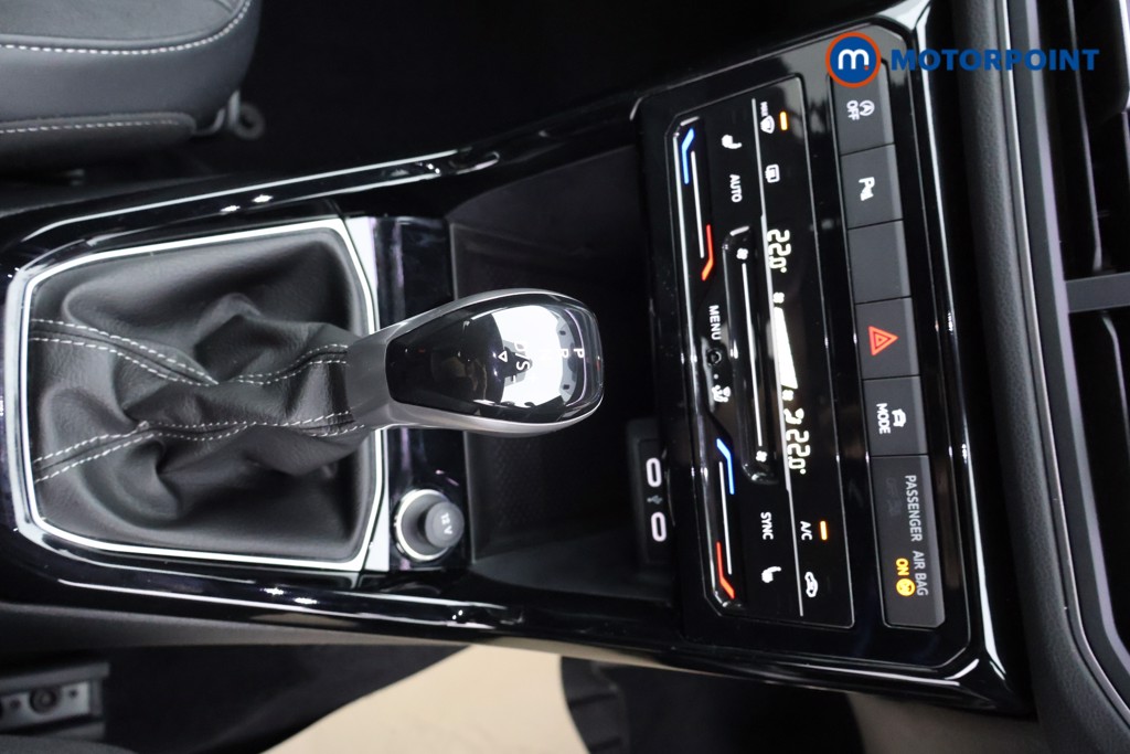 Volkswagen T-Cross R-Line Automatic Petrol SUV - Stock Number (1569262) - 6th supplementary image