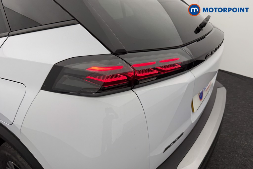 Peugeot 2008 Allure Manual Petrol SUV - Stock Number (1569382) - 22nd supplementary image