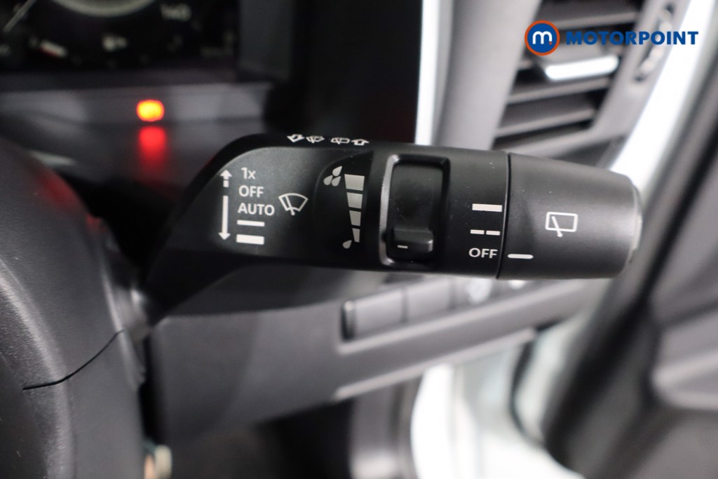 Nissan Qashqai N-Connecta Automatic Petrol SUV - Stock Number (1569607) - 18th supplementary image