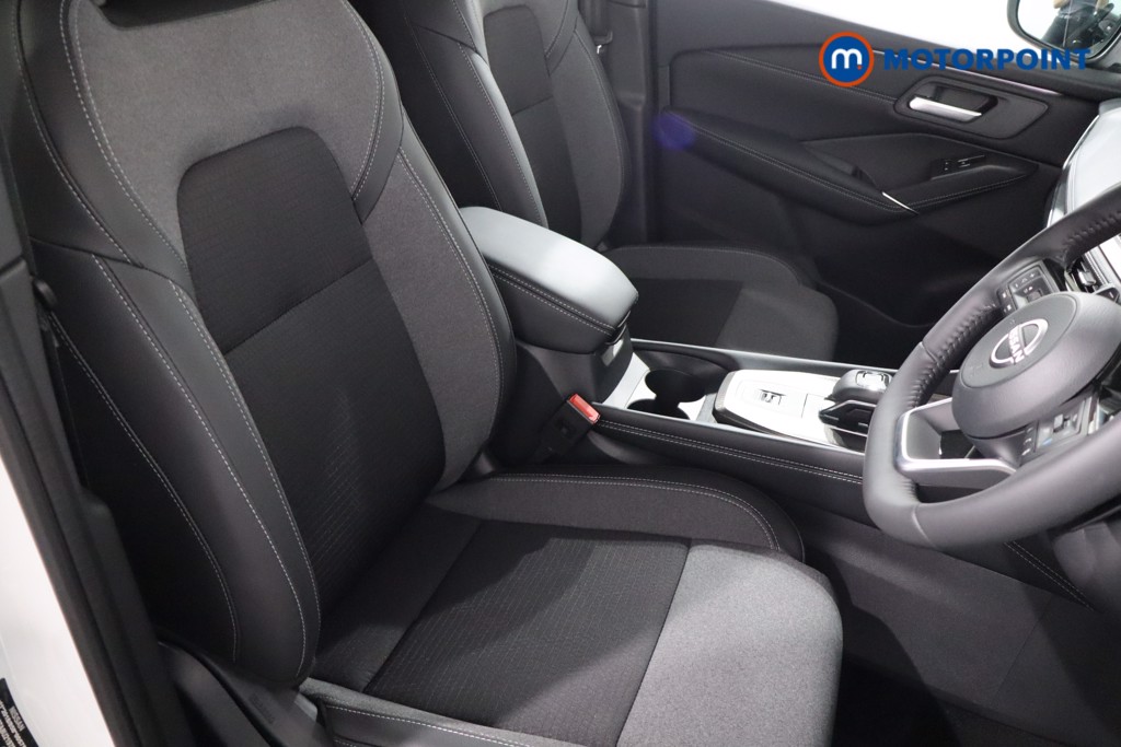 Nissan Qashqai N-Connecta Automatic Petrol SUV - Stock Number (1569607) - 26th supplementary image