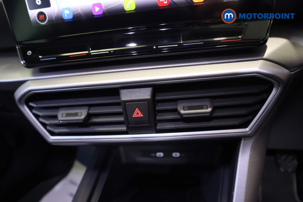 Seat Leon FR Manual Petrol Hatchback - Stock Number (1543617) - 5th supplementary image