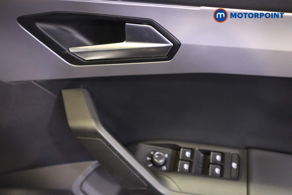 Seat Leon FR Manual Petrol Hatchback - Stock Number (1543617) - 8th supplementary image
