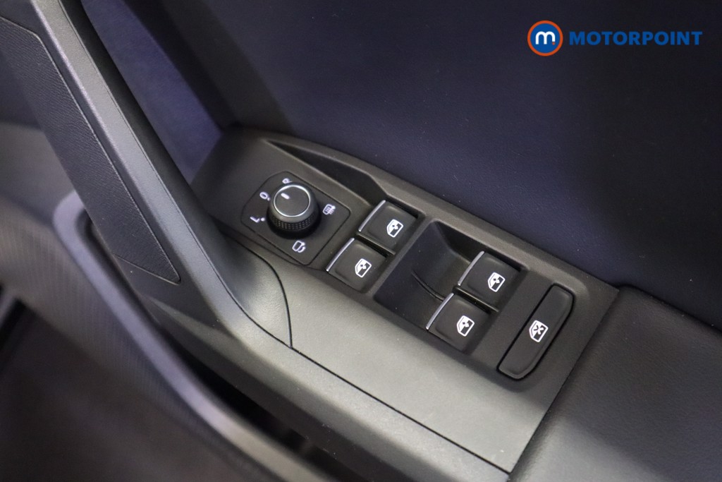 Seat Leon FR Manual Petrol Hatchback - Stock Number (1543617) - 9th supplementary image