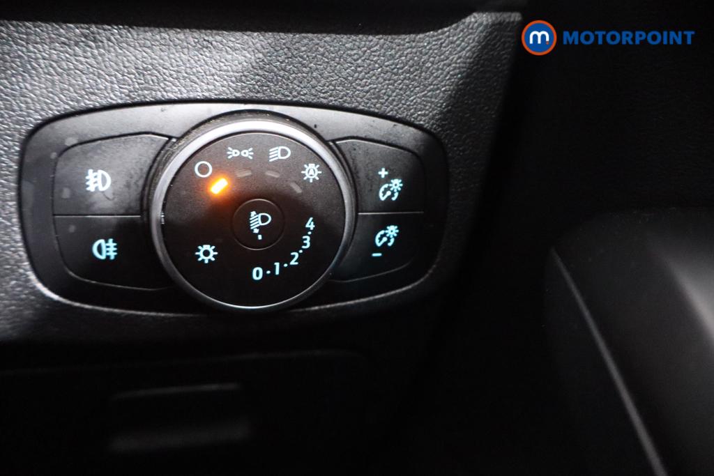 Ford Focus Titanium Manual Petrol Hatchback - Stock Number (1554589) - 13th supplementary image
