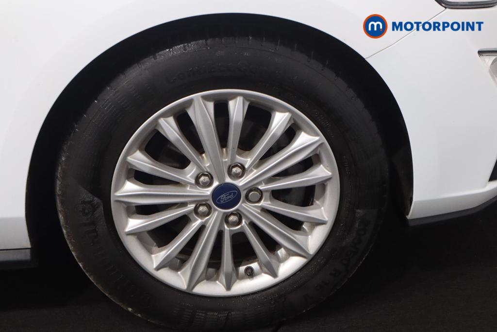 Ford Focus Titanium Manual Petrol Hatchback - Stock Number (1554589) - 23rd supplementary image