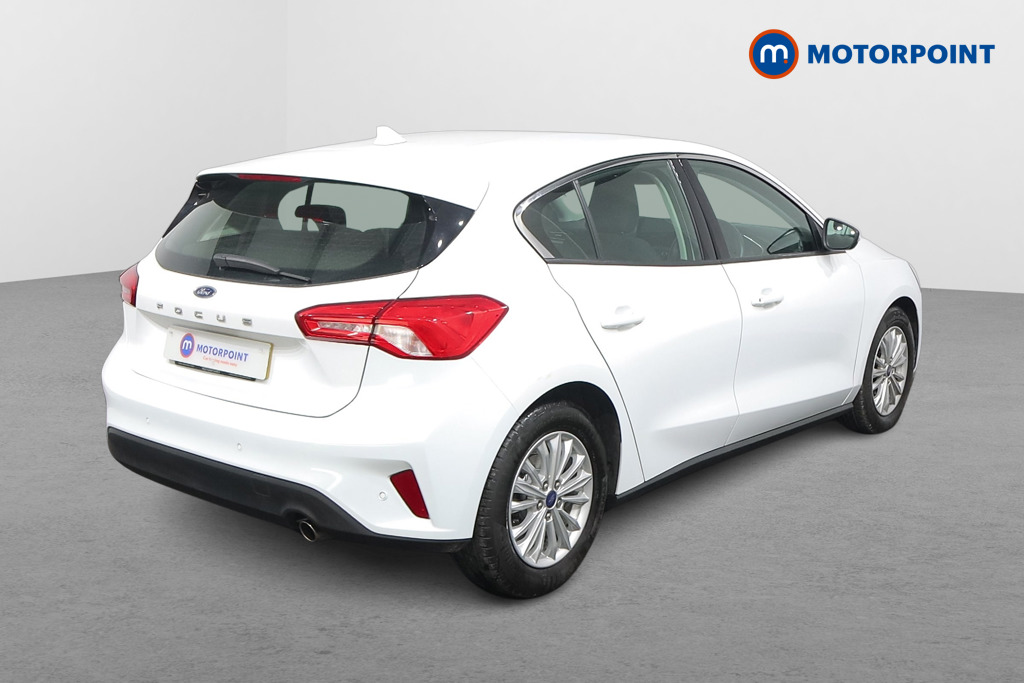 Ford Focus Titanium Manual Petrol Hatchback - Stock Number (1554589) - Drivers side rear corner