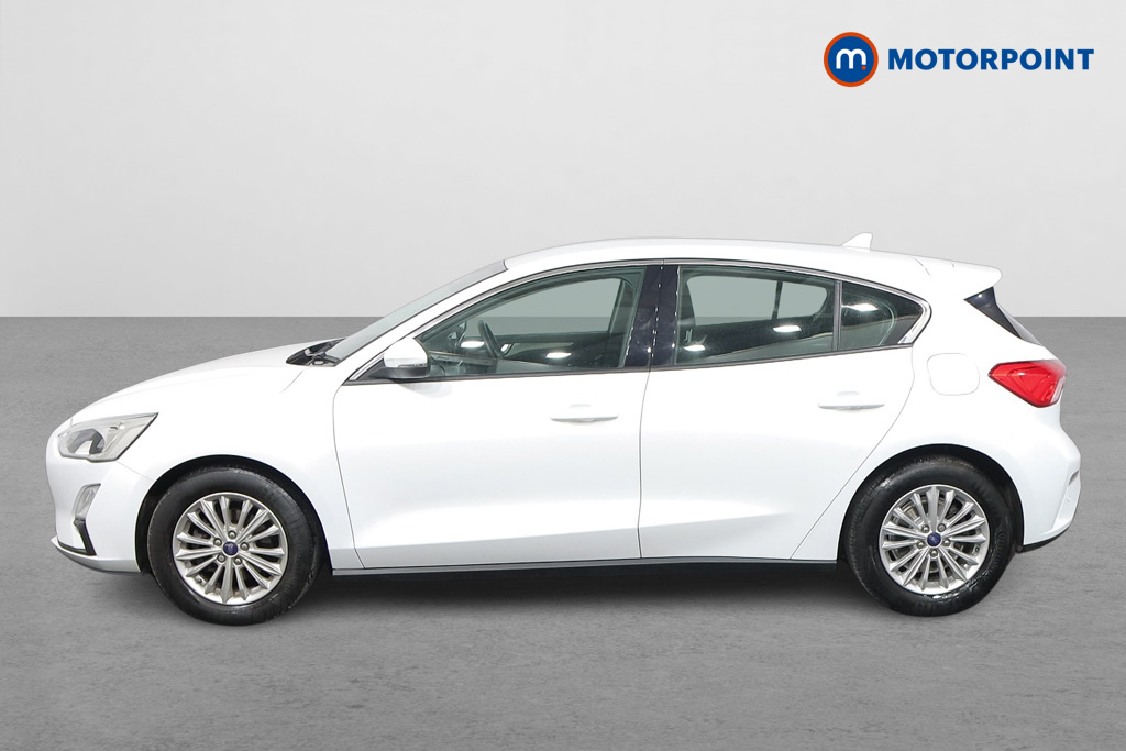 Ford Focus Titanium Manual Petrol Hatchback - Stock Number (1554589) - Passenger side