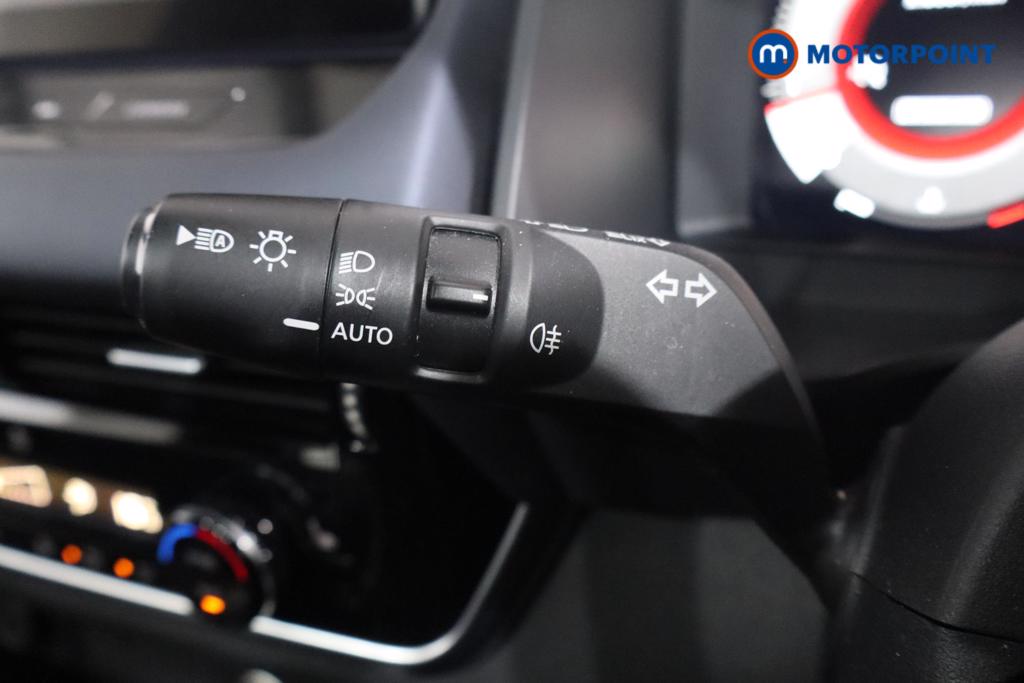 Nissan Qashqai Tekna Automatic Petrol SUV - Stock Number (1557371) - 9th supplementary image