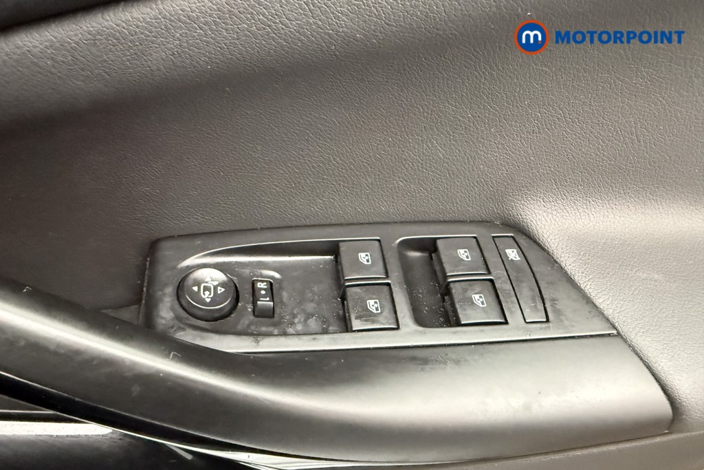 Vauxhall Astra Elite Nav Manual Petrol Hatchback - Stock Number (1557902) - 13th supplementary image
