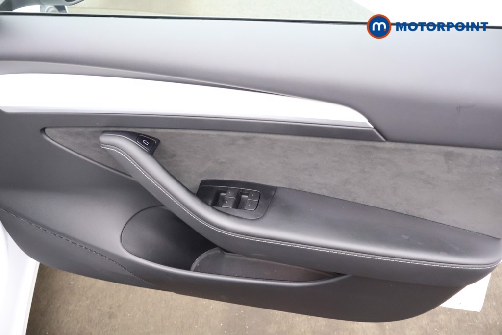 Tesla Model 3 Long Range Automatic Electric Saloon - Stock Number (1558218) - 8th supplementary image