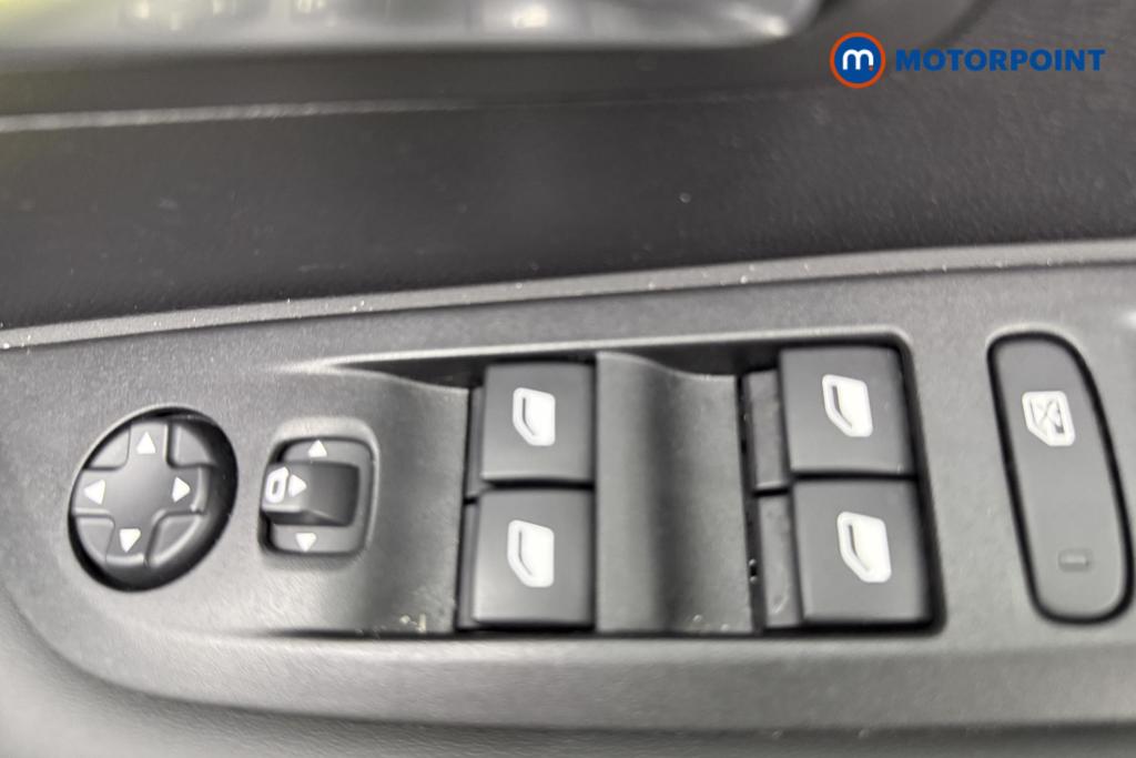 Peugeot 208 Allure Manual Petrol Hatchback - Stock Number (1558242) - 18th supplementary image