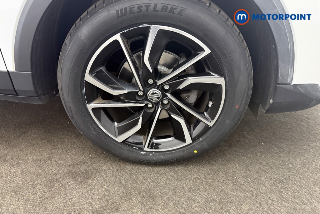 Mg Motor Uk ZS Exclusive Manual Petrol SUV - Stock Number (1559560) - 14th supplementary image