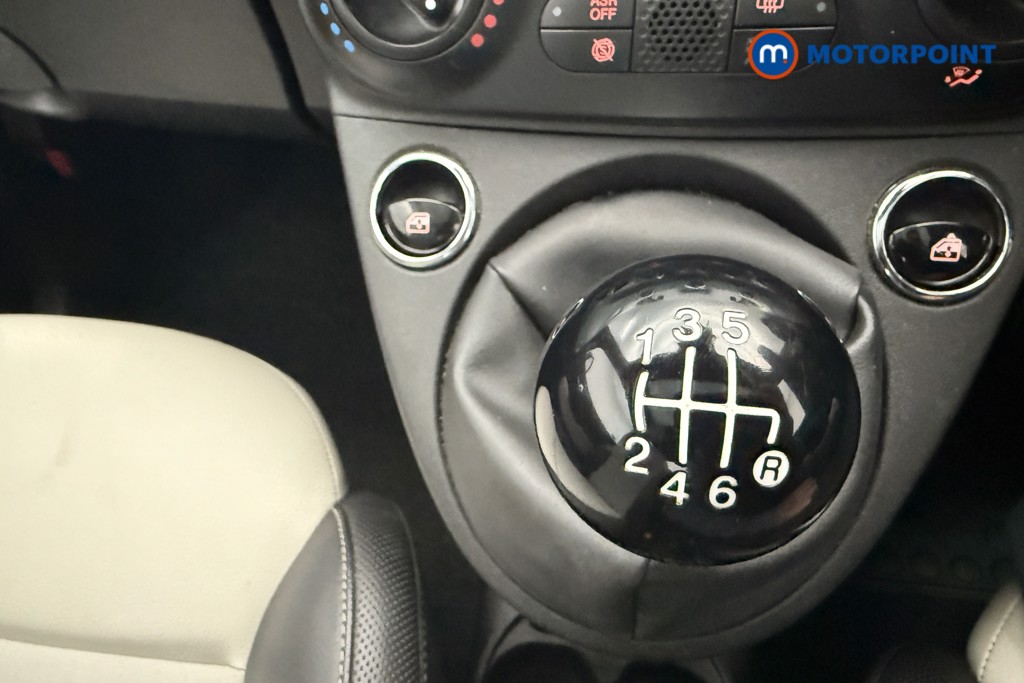 Fiat 500 Dolcevita Manual Petrol-Electric Hybrid Hatchback - Stock Number (1559923) - 10th supplementary image