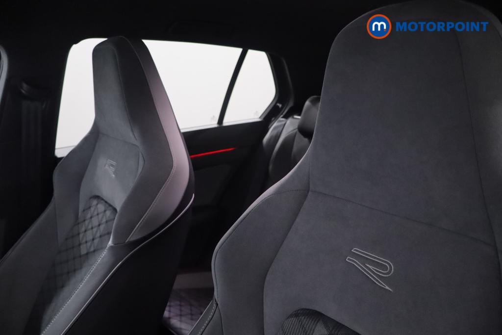Volkswagen Golf R-Line Manual Petrol Hatchback - Stock Number (1560103) - 26th supplementary image