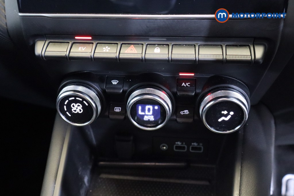Renault Captur Engineered Automatic Petrol-Electric Hybrid SUV - Stock Number (1560280) - 9th supplementary image