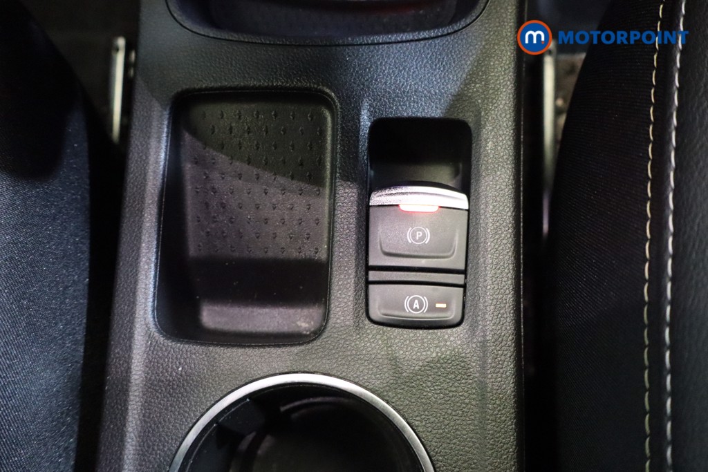 Renault Captur Engineered Automatic Petrol-Electric Hybrid SUV - Stock Number (1560280) - 11th supplementary image