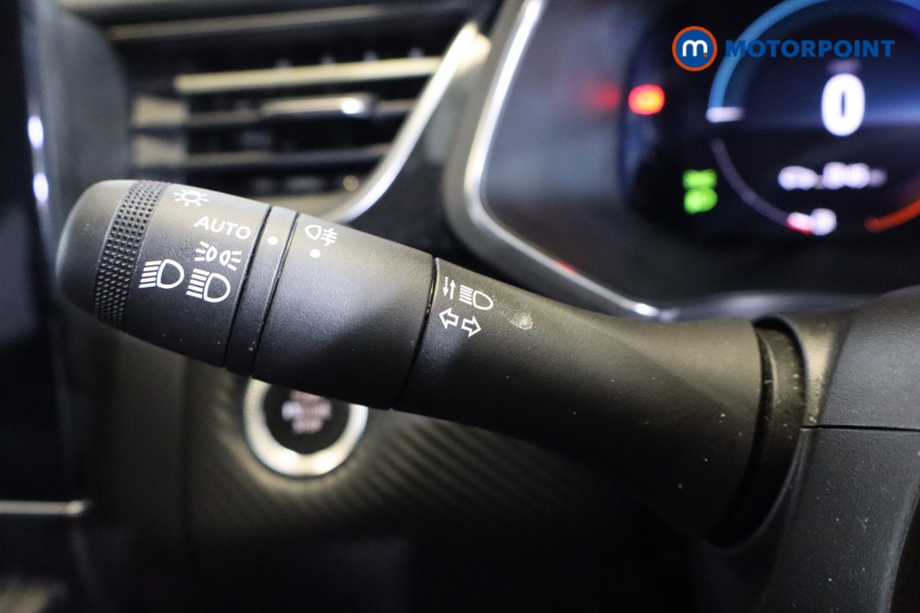 Renault Captur Engineered Automatic Petrol-Electric Hybrid SUV - Stock Number (1560280) - 14th supplementary image