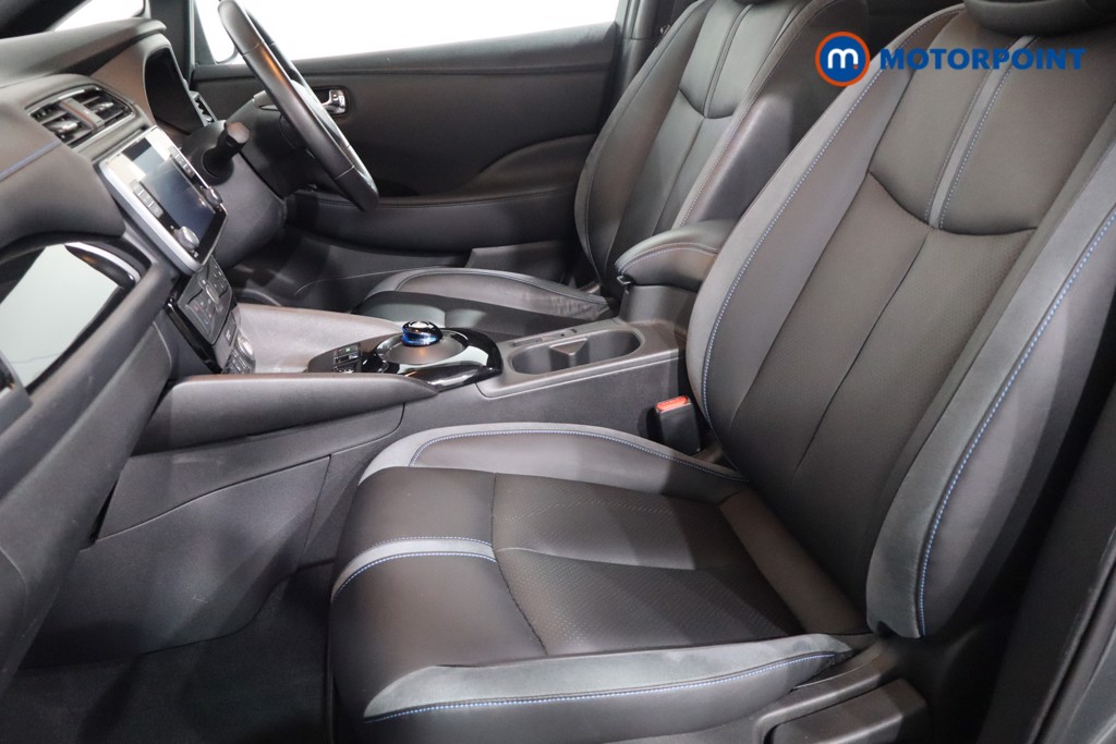 Nissan Leaf Tekna Automatic Electric Hatchback - Stock Number (1560571) - 4th supplementary image