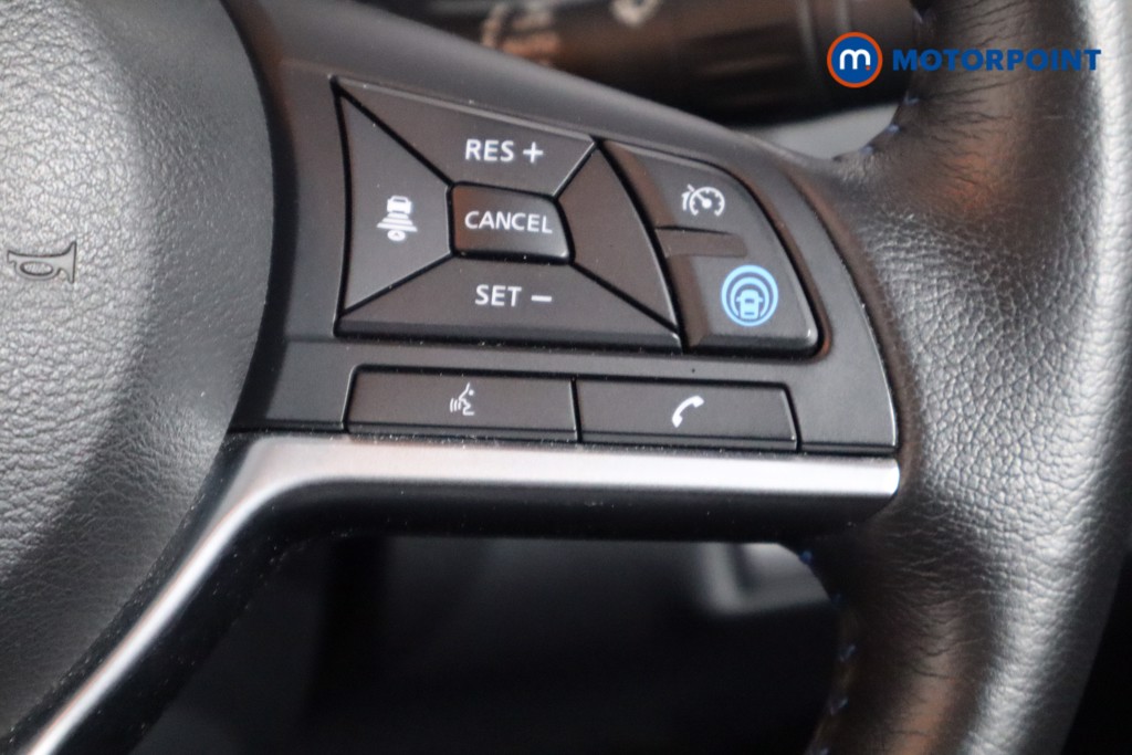 Nissan Leaf Tekna Automatic Electric Hatchback - Stock Number (1560571) - 8th supplementary image