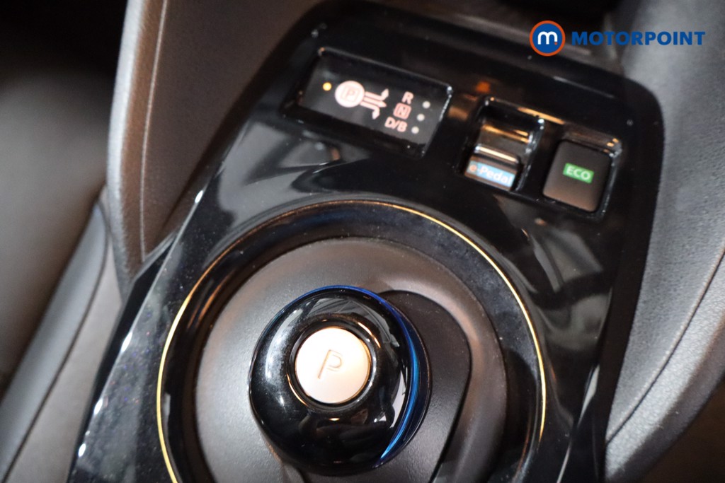 Nissan Leaf Tekna Automatic Electric Hatchback - Stock Number (1560571) - 14th supplementary image