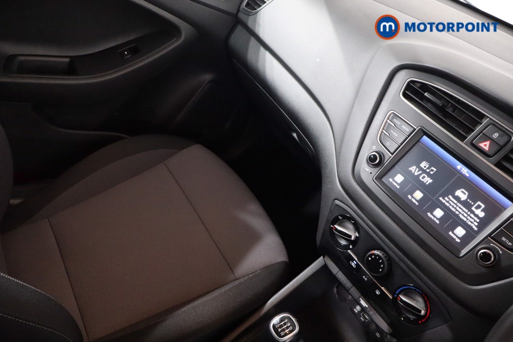 Hyundai I20 SE Manual Petrol Hatchback - Stock Number (1560687) - 16th supplementary image