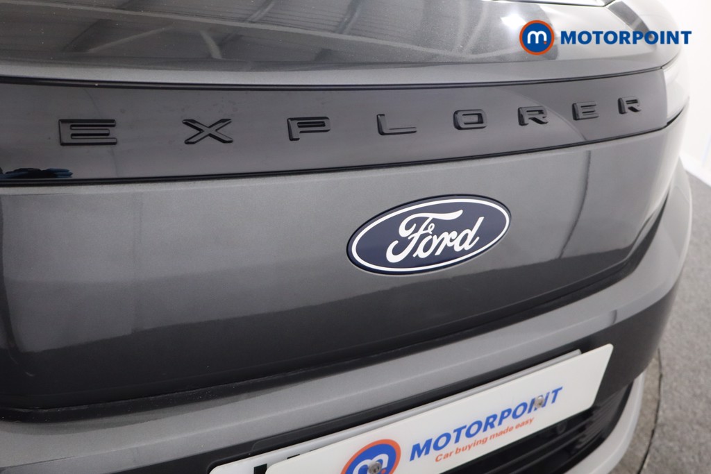 Ford Explorer Select Automatic Electric SUV - Stock Number (1561345) - 27th supplementary image