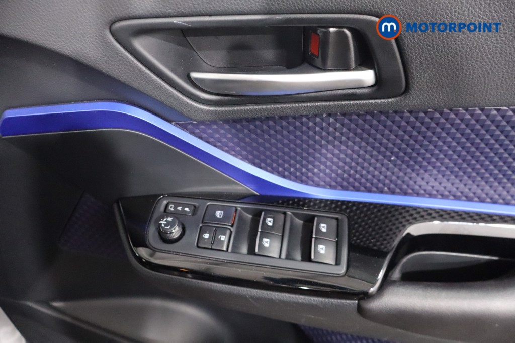 Toyota C-Hr Dynamic Automatic Petrol SUV - Stock Number (1561493) - 23rd supplementary image
