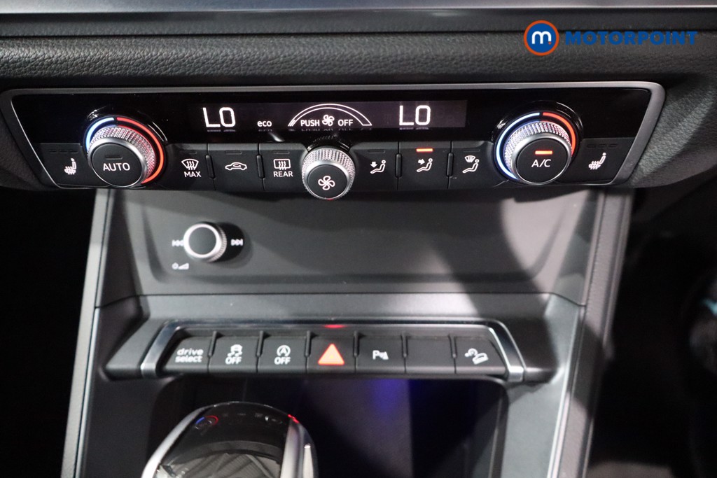 Audi Q3 Edition 1 Automatic Petrol SUV - Stock Number (1562545) - 17th supplementary image