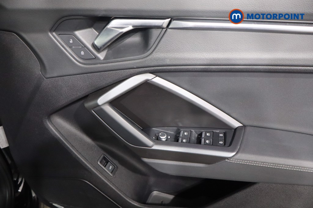 Audi Q3 Edition 1 Automatic Petrol SUV - Stock Number (1562545) - 26th supplementary image