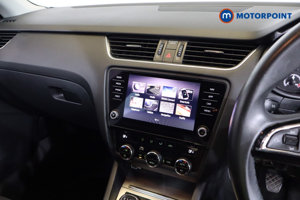 Skoda Octavia Se Technology Manual Petrol Hatchback - Stock Number (1562630) - 3rd supplementary image