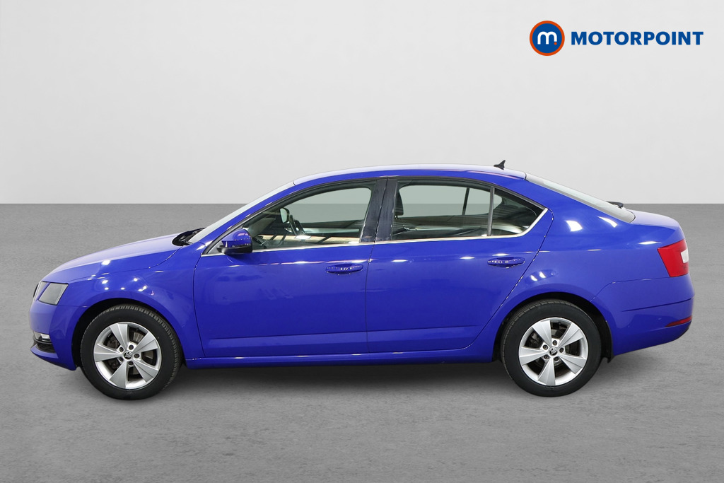 Skoda Octavia Se Technology Manual Petrol Hatchback - Stock Number (1562630) - Passenger side