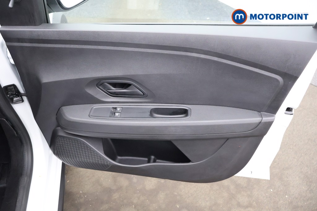 Dacia Jogger Essential Manual Petrol People Carrier - Stock Number (1562795) - 9th supplementary image