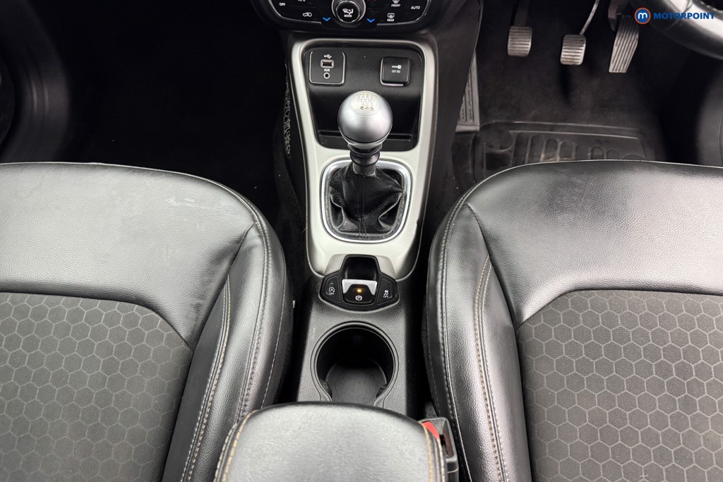 Jeep Compass Longitude Manual Petrol SUV - Stock Number (1563269) - 10th supplementary image
