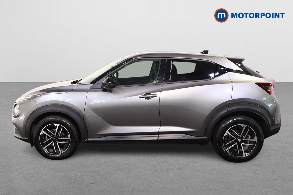 Nissan Juke N-Connecta Manual Petrol SUV - Stock Number (1563450) - Passenger side