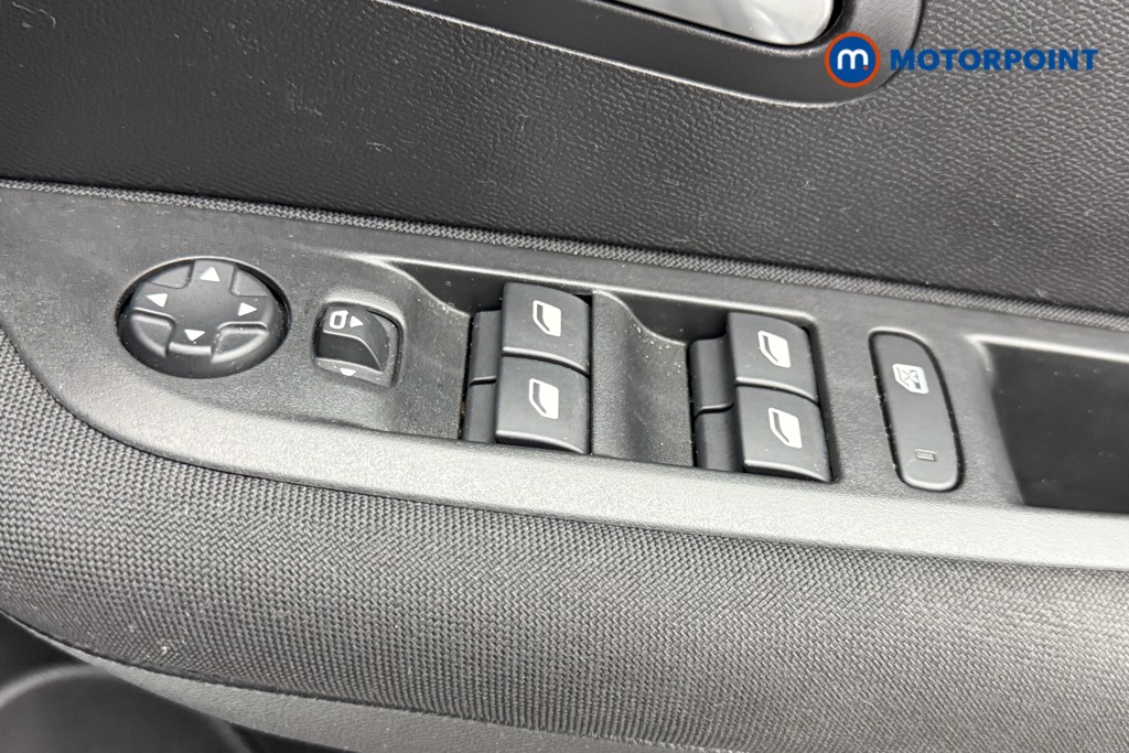 Peugeot 208 Active Premium -Plus Automatic Petrol Hatchback - Stock Number (1563518) - 15th supplementary image