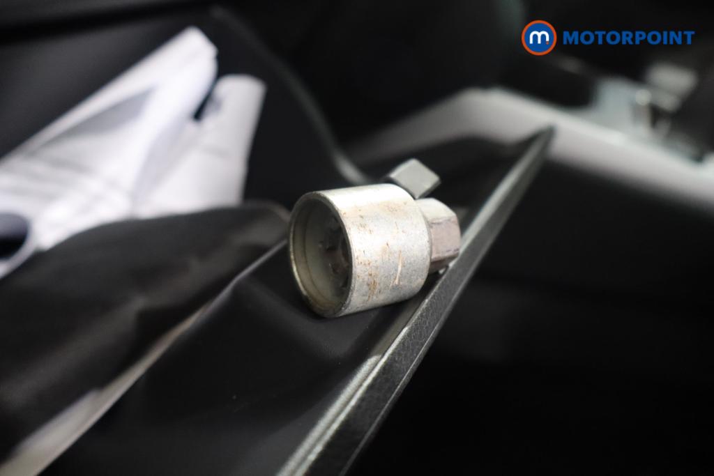 Seat Arona FR Manual Petrol SUV - Stock Number (1564149) - 14th supplementary image