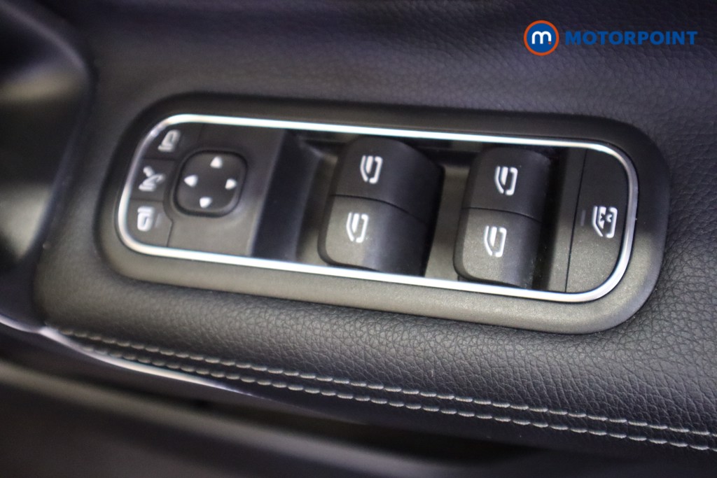 Mercedes-Benz A Class Sport Manual Petrol Hatchback - Stock Number (1564400) - 10th supplementary image