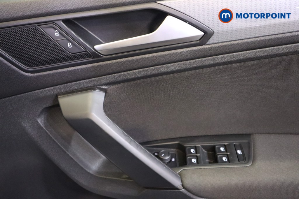 Volkswagen Tiguan Life Manual Petrol SUV - Stock Number (1564570) - 8th supplementary image