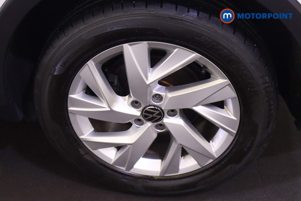 Volkswagen Tiguan Life Manual Petrol SUV - Stock Number (1564570) - 17th supplementary image
