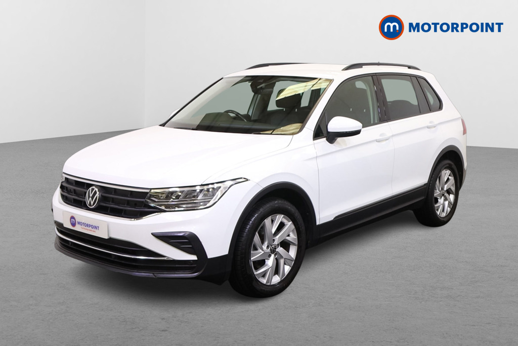 Volkswagen Tiguan Life Manual Petrol SUV - Stock Number (1564570) - Passenger side front corner
